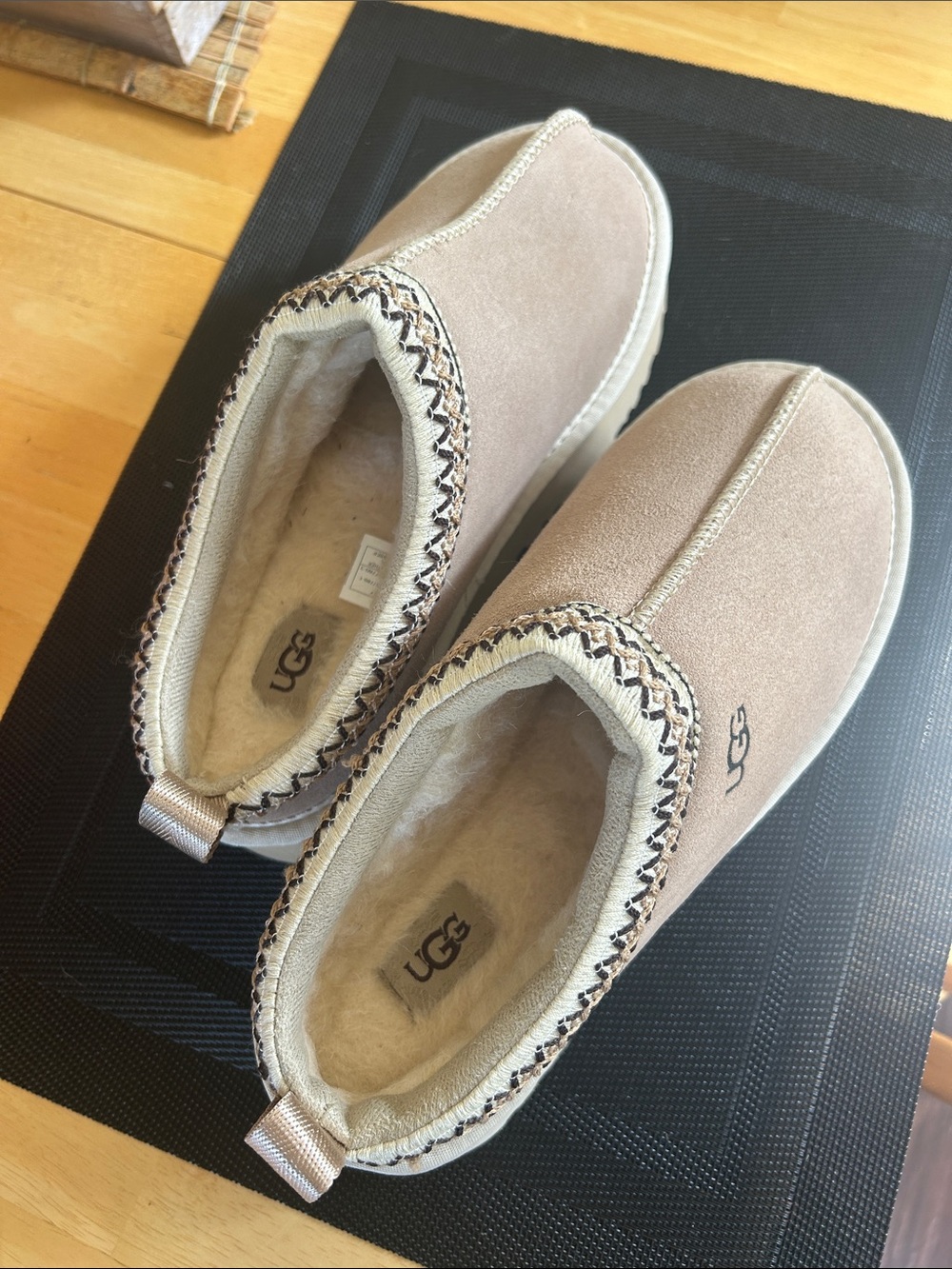 Women's Slip-On Cozy Suede Slippers in Light Chestnut